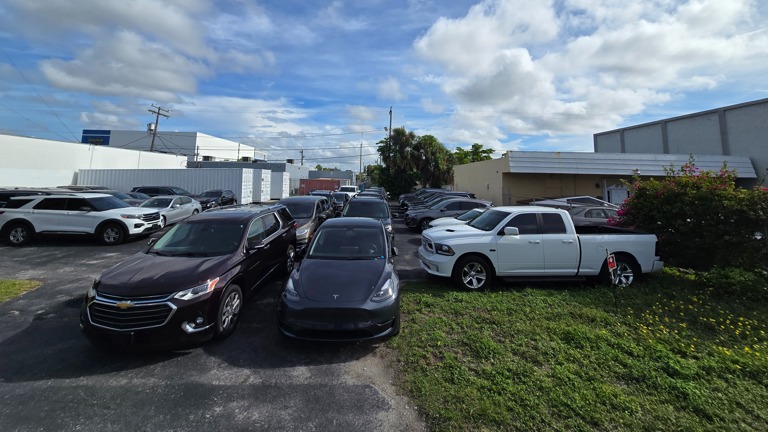 Online Auto Sales - priced at 1.5x earnings