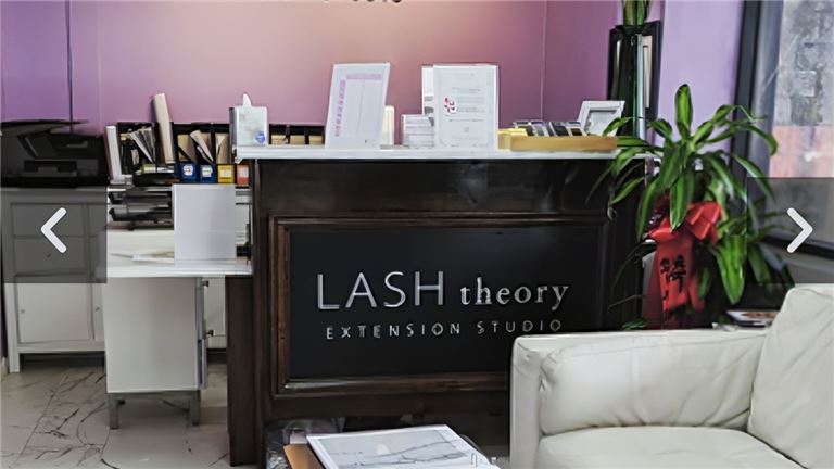 Eyelash Extension & Waxing