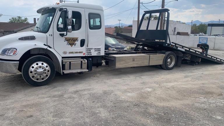 30 year old Tow Company -Exclusive Contracts -RE included