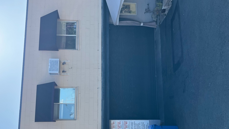 Garage & Upstairs Office/Apartment 