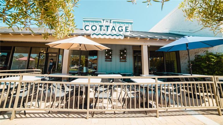 Newly Built-Out Restaurant in Affluent Encinitas Shopping Center