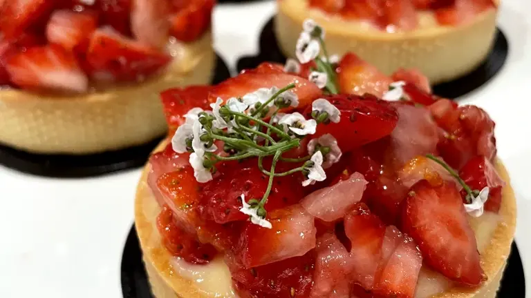 Asset Sale Reduced Price Breakfast and Lunch Bakery café.