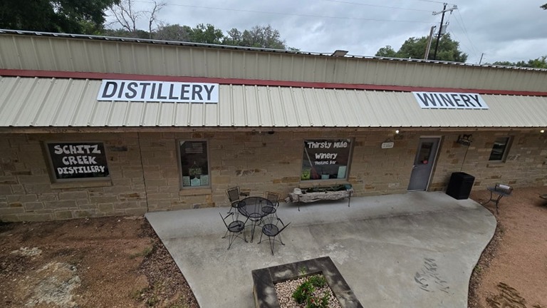 Winery/Distillery tasting bar