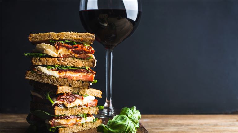 Gourmet Market, Deli w/Craft Beer & Wine Tastings in Affluent Location