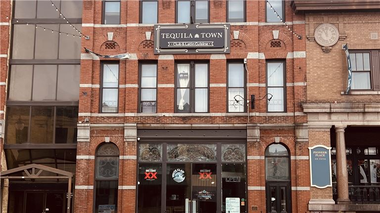 HSC Historic multi-level restaurant /bar/banquet /event center