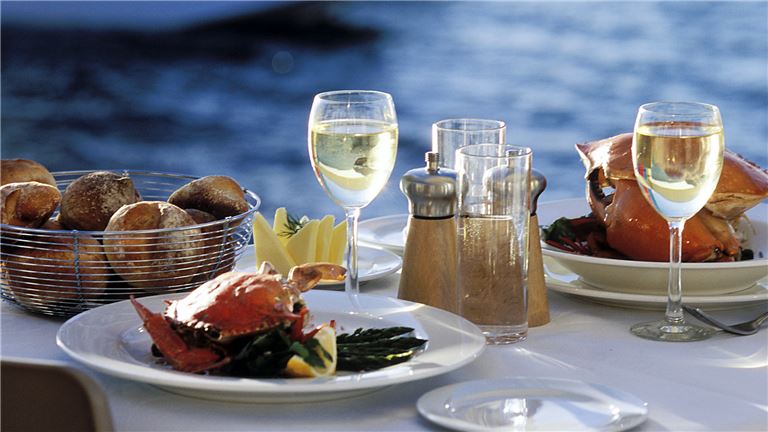 Waterfront Restaurant- Turnkey Opportunity with a Great Lease