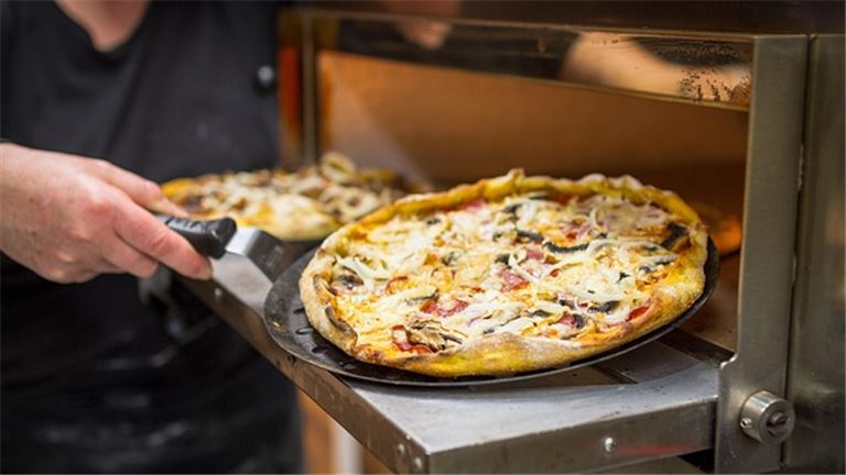 Pizza Turnkey in Heart of the U-District