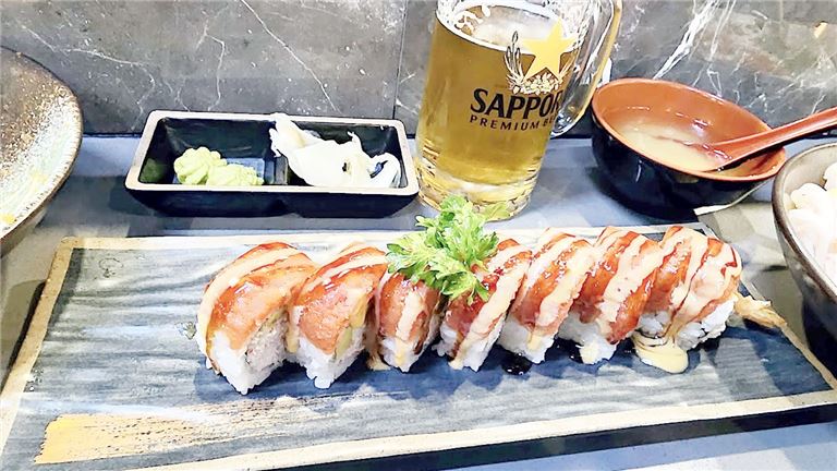 3,160sf Japanese Restaurant