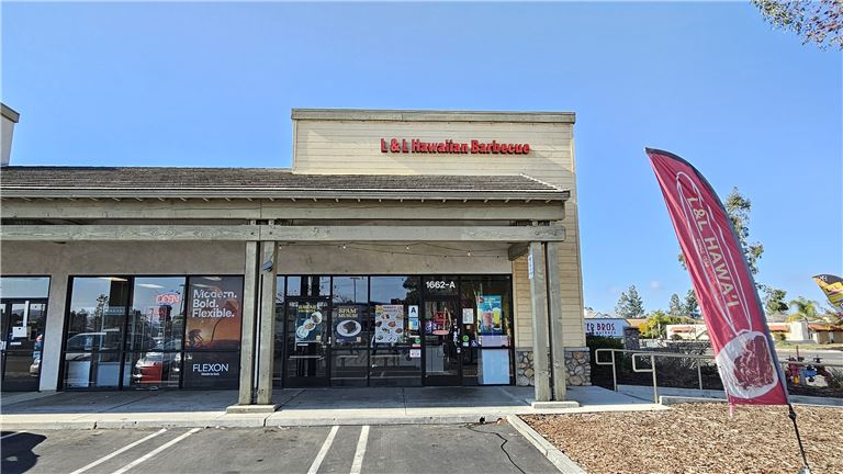 L&L Hawaiian BBQ in Ramona