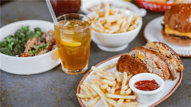 Diner in a Pittsburgh Suburb