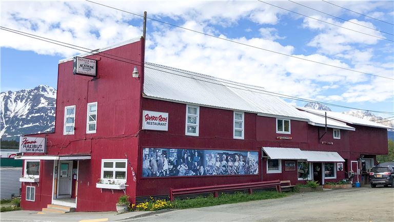 Alaska Bar/Restaurant & Living Quarters