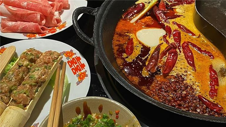 Branded Hot pot restaurant for sale in Roseville shopping plaza
