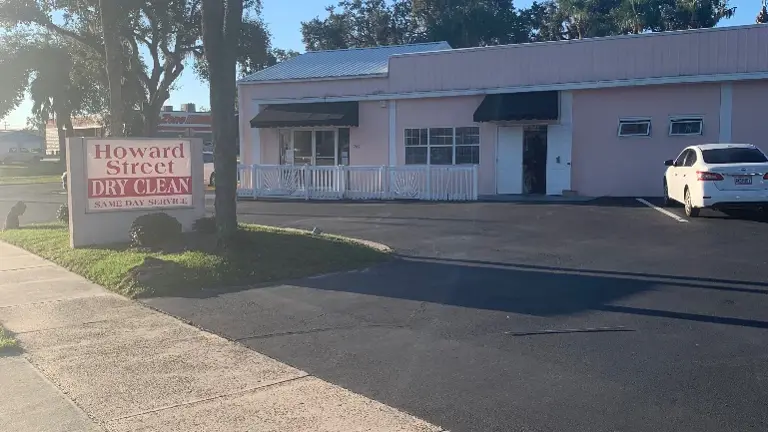 The Plant property included in price ! 