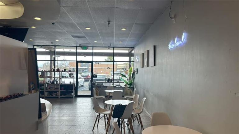 Absentee run boba tea shop for sale in Roseville