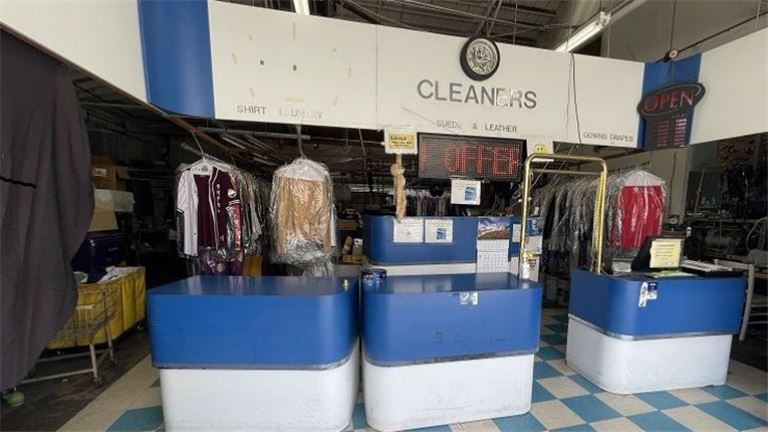 Dry Cleaners Retail, Wholesale, & Alterations