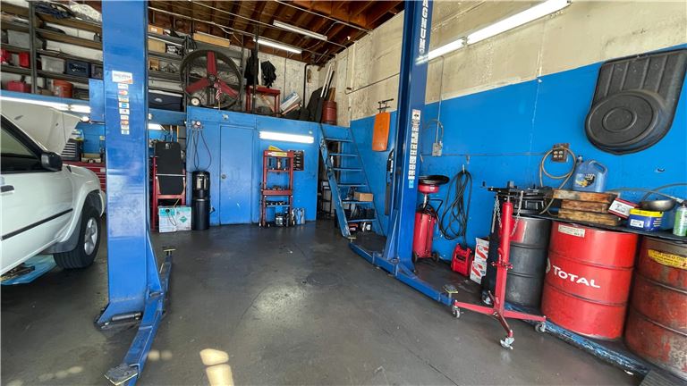 Established Turnkey two-bay auto repair shop - Prime South Shore