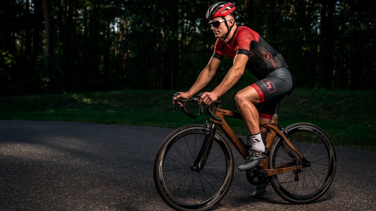 Materia Bikes road bike