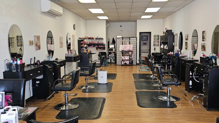 Turnkey Hair Salon in Warren County– A Thriving Business Ready for You