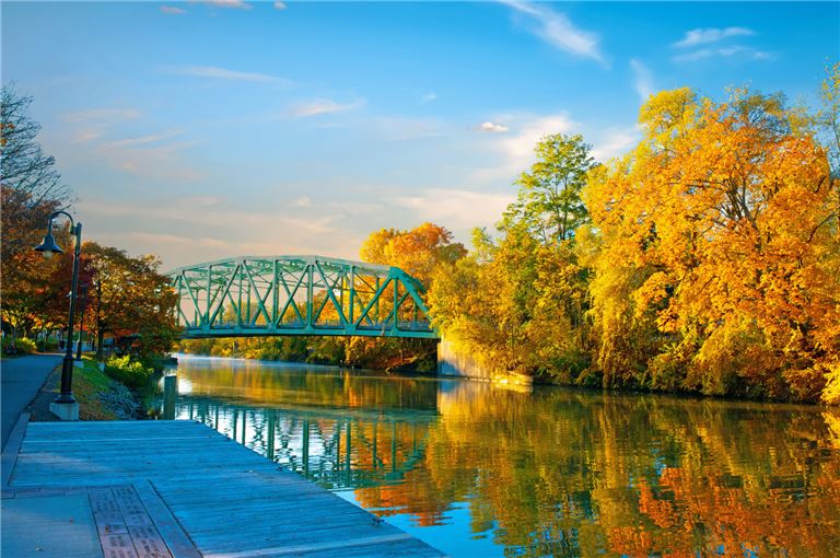 Profitable Seasonal Boat Rental Business for Sale – High Margins!