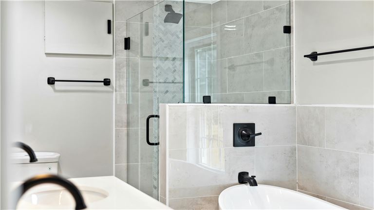 Highly Reputable Residential & Commercial Construction