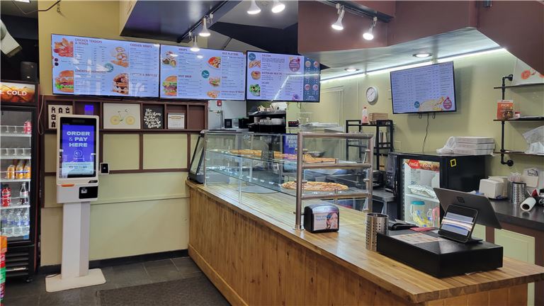 Busy fast casual/cafe in heart of college town