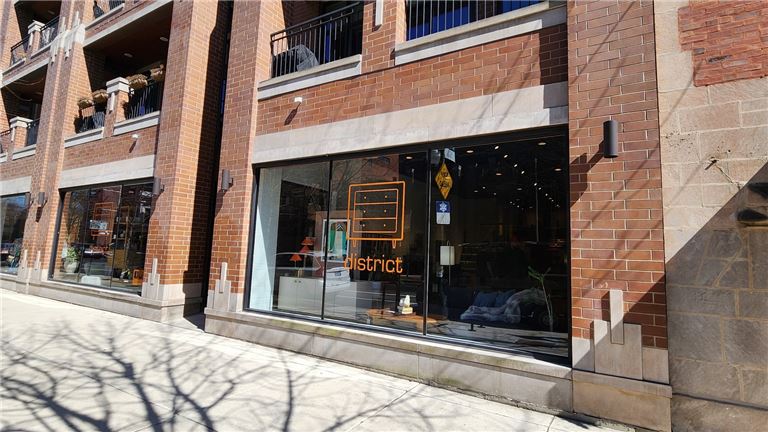 Lincoln Square/Ravenswood Small Shop Space