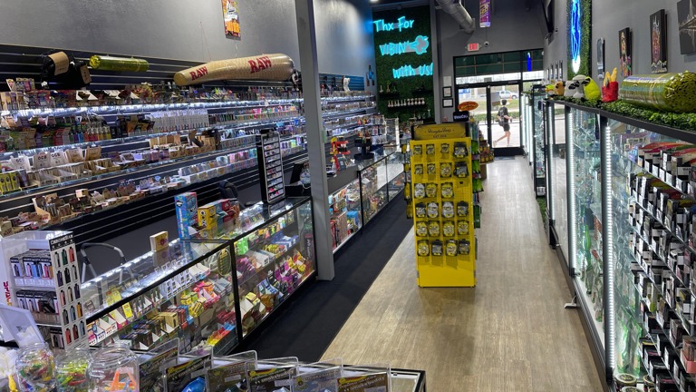 Established Smoke Shop on HWY 121 TX - Ready to Own!