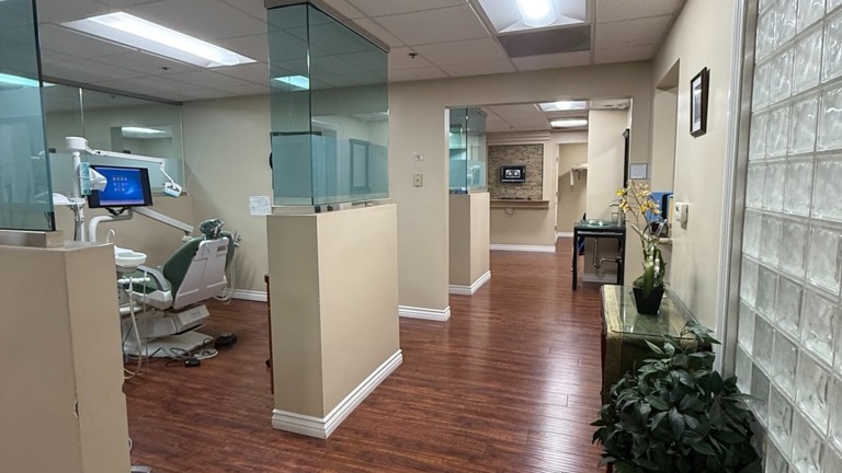 Dental Clinic in LA's Koreatown