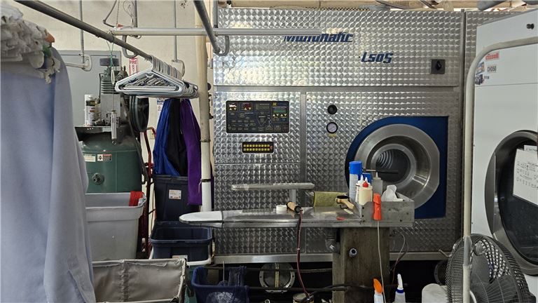 Owner Operated Dry Cleaner in Scottsdale!