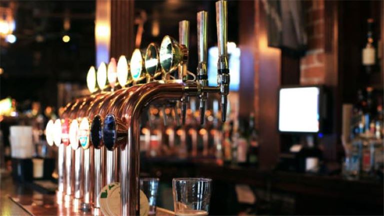 Super Nice Local Bar - Great Location