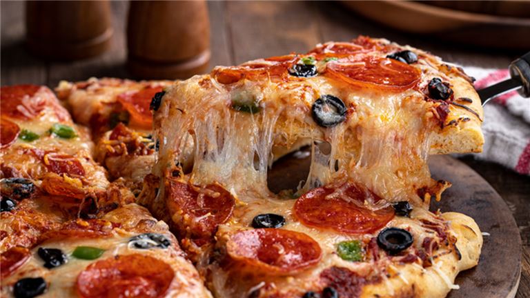 Four Profitable Franchise Pizza Restaurants for Sale!