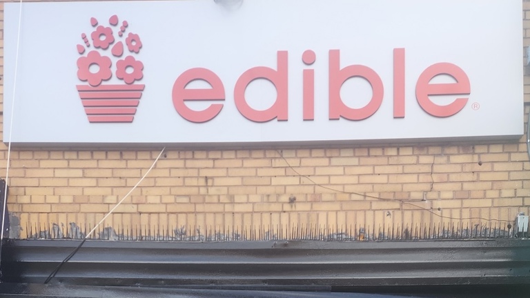 20-Year Established Edible Arrangements