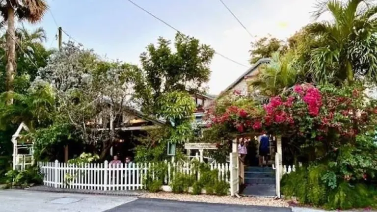 Iconic Restaurant Location with Real Estate