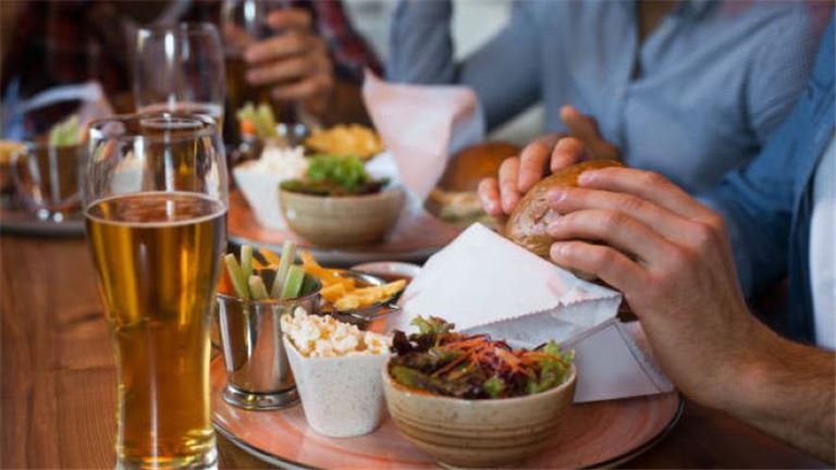 Amazing Restaurant and Bar - Real Estate Included!