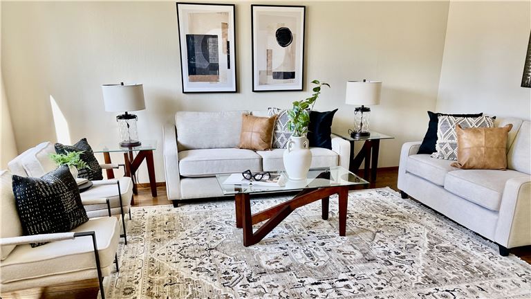 Boutique Home Staging Company - Owner Retiring