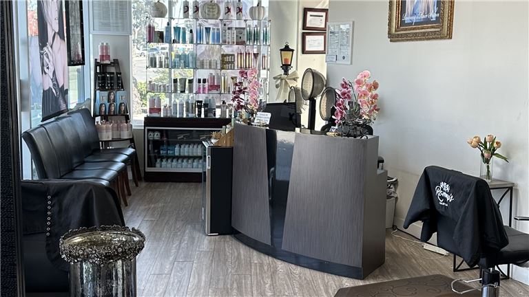 Beautiful Starter Hair Salon- Very busy intersection in Torrance