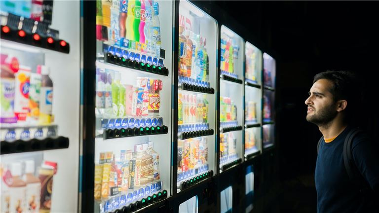 Vending Route – High-Traffic Locations & Premium Equipment