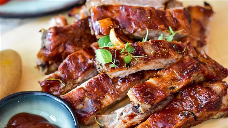 BBQ Restaurant for Sale with Real Estate - Sales $650,000