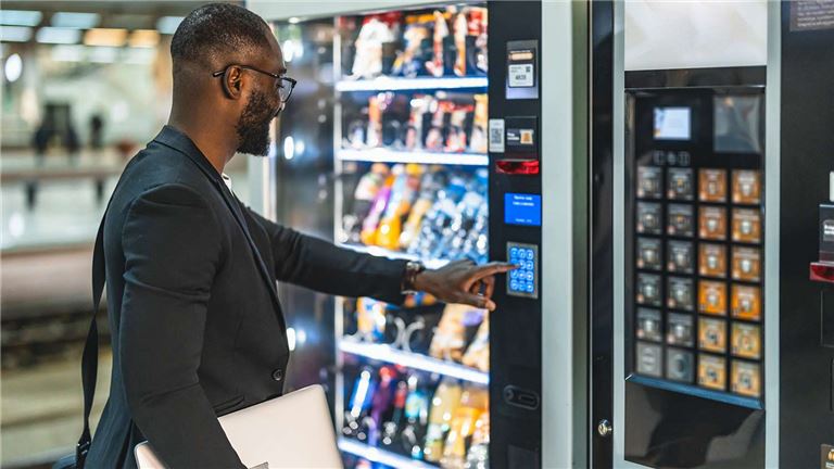 Vending Route – High-Traffic Locations & Premium Equipment
