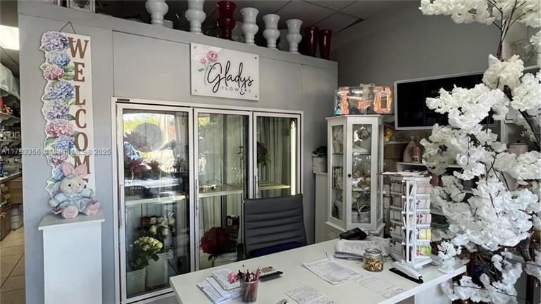 Well Stablished Flowers Events Boutique