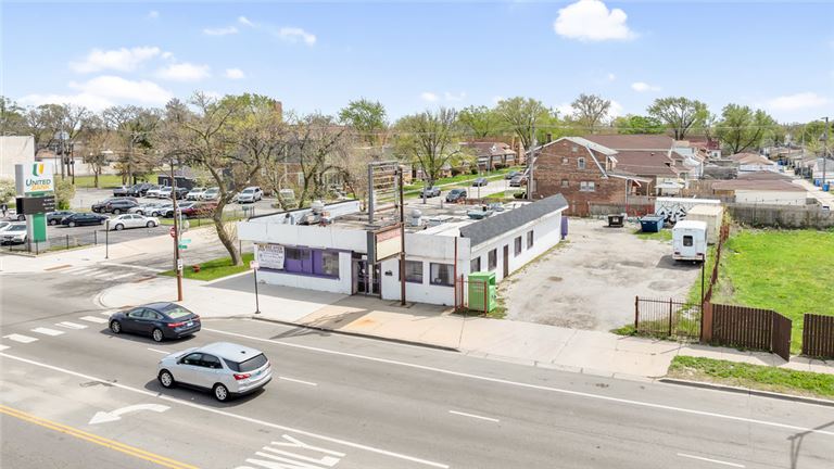 Catering/Carry Out/Dine In ~ High Visibility Traffic Area