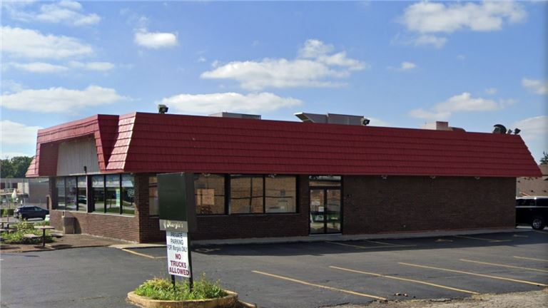 Freestanding Fast-Food Restaurant w/Liq & Gaming Westmont, IL+Property