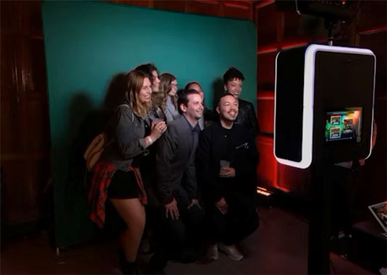 Life4Cuts Franchise, Self Serve Photo Booth, KPOP.