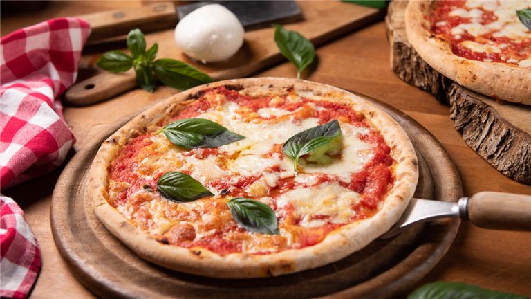 Turnkey Pizzeria Opportunity In South Hampton For Sale