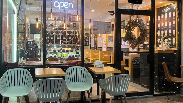 Specialty Coffee Shop Prime Location Premium Plaza Turnkey Absentee