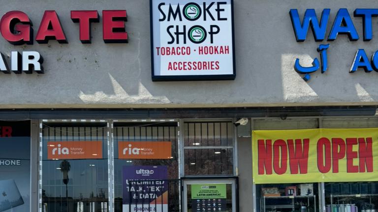 Smoke Shop And Cellphone repair store