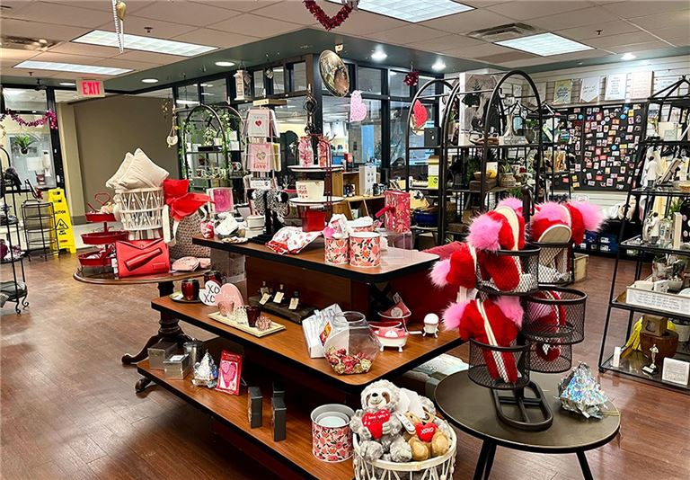 Well Known Gift Shop - Price to Sell Today