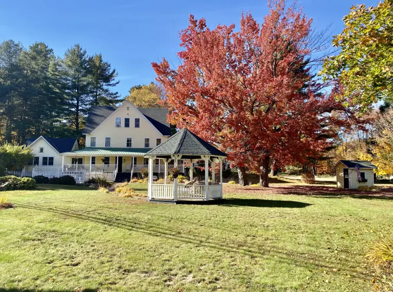 Lovingly Restored Historic Inn In Jackson - UNDER CONTRACT