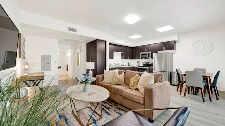 Turnkey Multi-Unit Corporate Housing & STR Business