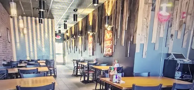 Pho Ngon Vietnamese Restaurant for sale